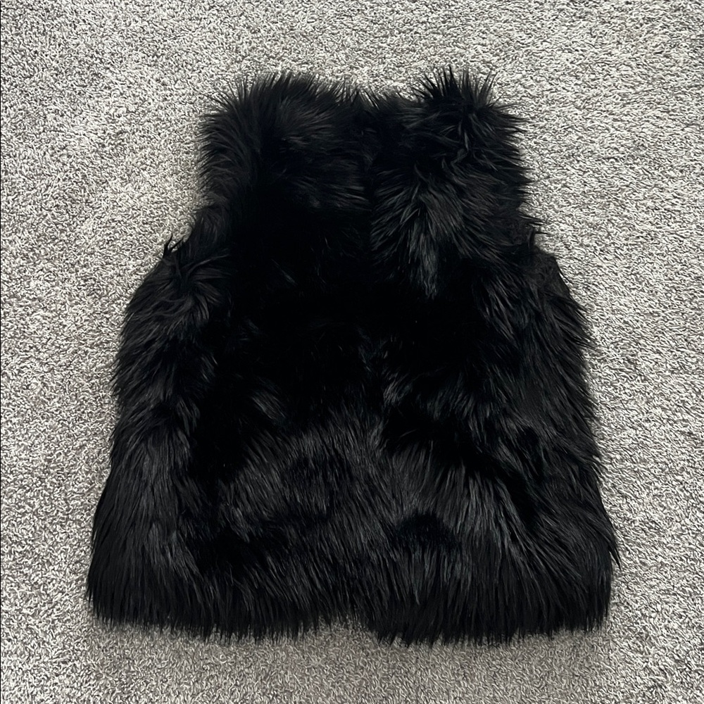 Y2K Abercrombie & Fitch Soft Faux Fur Glamour Black Women’s Vest - Size M - Picture 2 of 7